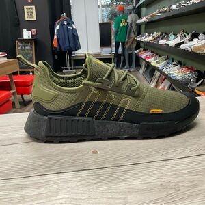 ADIDAS NMD R1 TRAIL FOCUS OLIVE SZ 12 USED